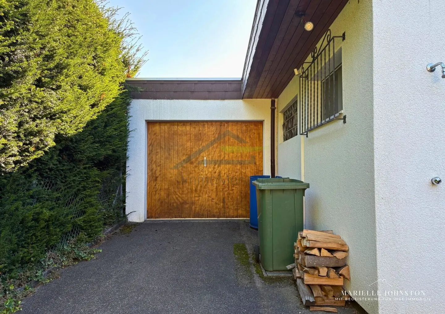 Casa unifamiliare di 4,5 stanze con bellissimo giardino a Biel-Benken - Foto 6 di 13