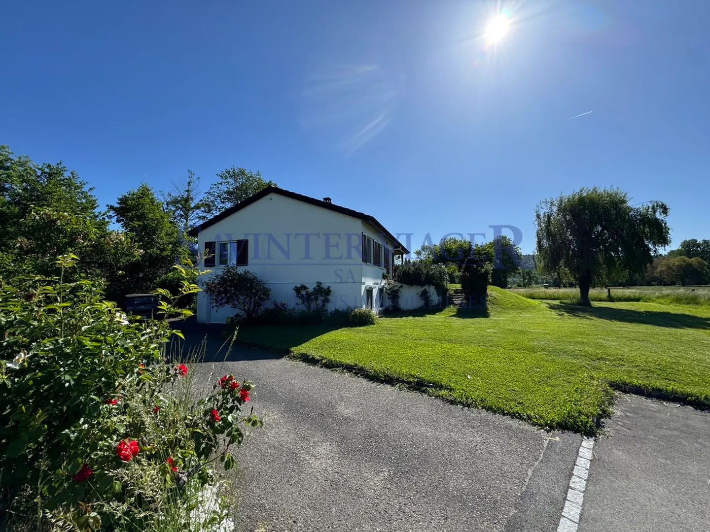 Maison Charmante en Cadre Tranquille - Photo 1 sur 13