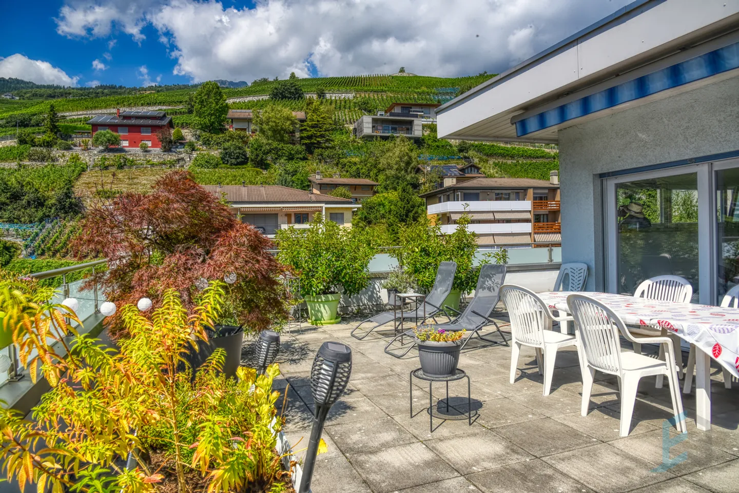 Exclusive 2 ½ room penthouse with spacious panoramic terrace - Photo 9 of 12