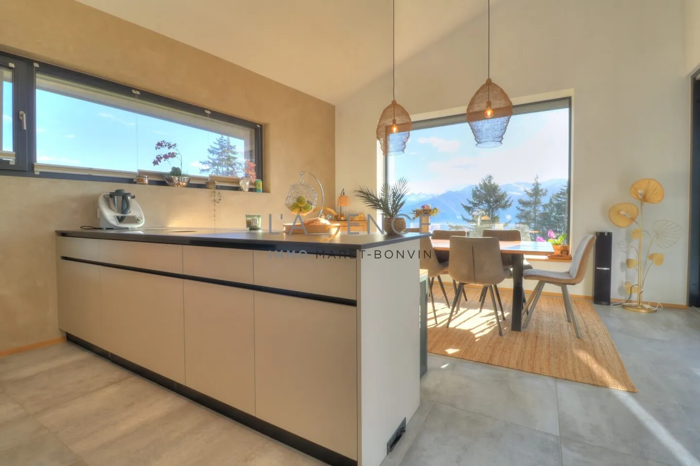 EXCEPTIONAL ARCHITECT DESIGNED CHALET - GRANDIOSE PANORAMA - ANZERE - Photo 4 of 11