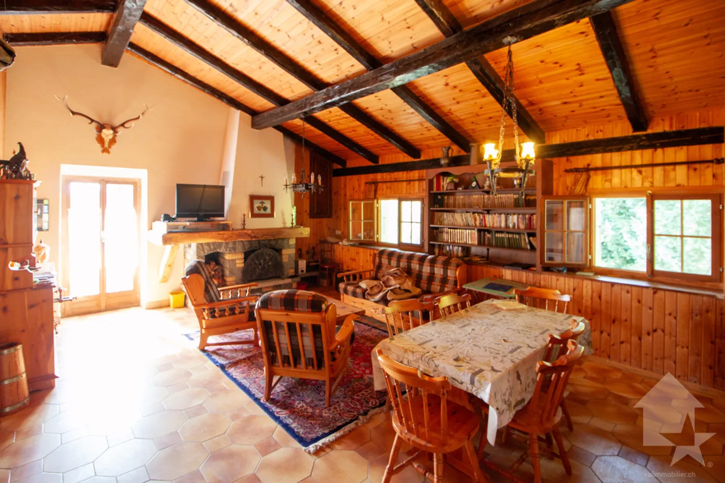 Appartement dans un petit chalet sur les Mayens de Conthey - Foto 3 di 10