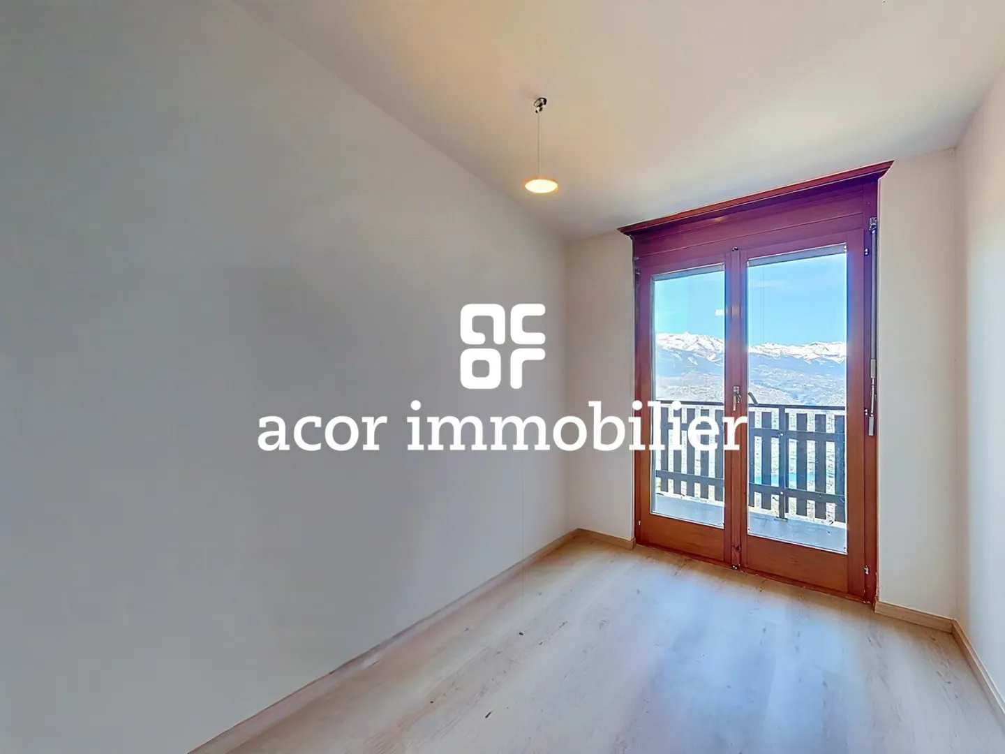 4-room apartment with panoramic view - Photo 4 of 4