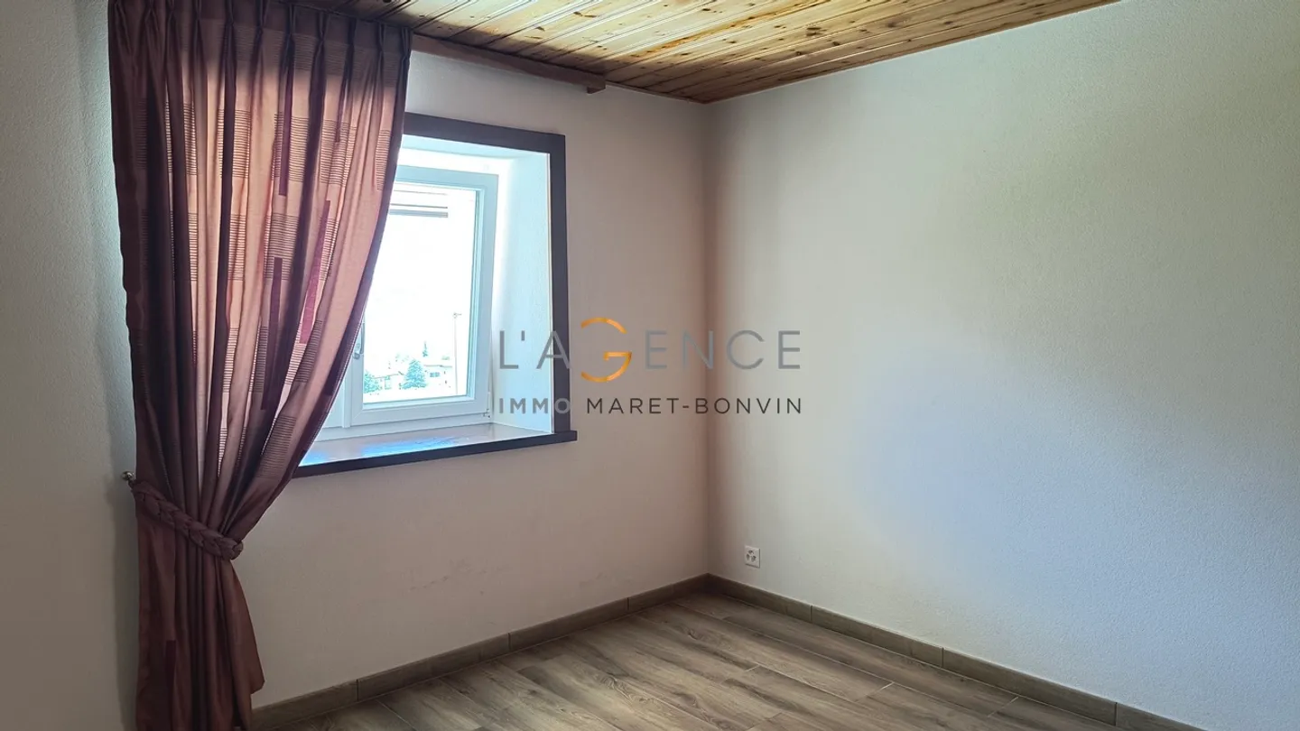 Character house with 6 rooms - Photo 6 of 13