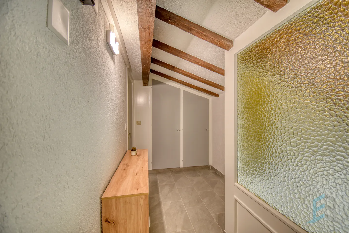 In affitto Bellissimo appartamento ristrutturato di 3½ locali all'ultimo piano - Foto 8 di 13