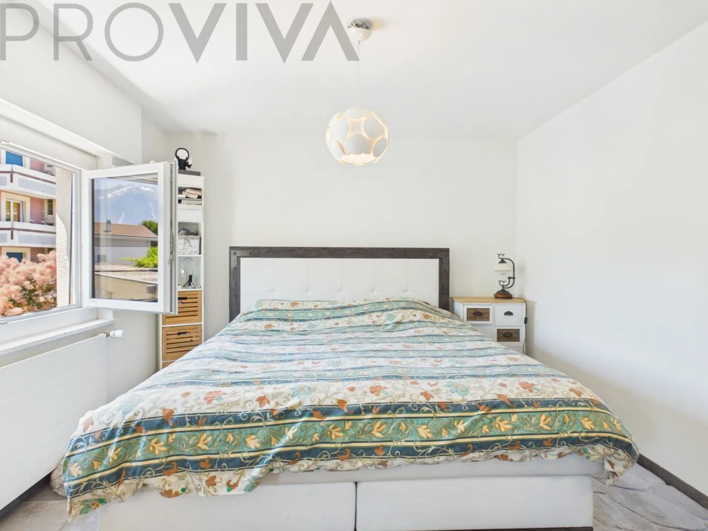 Appartement unique avec terrasse privée (92 m²) au cœur de Fully - Photo 4 sur 7