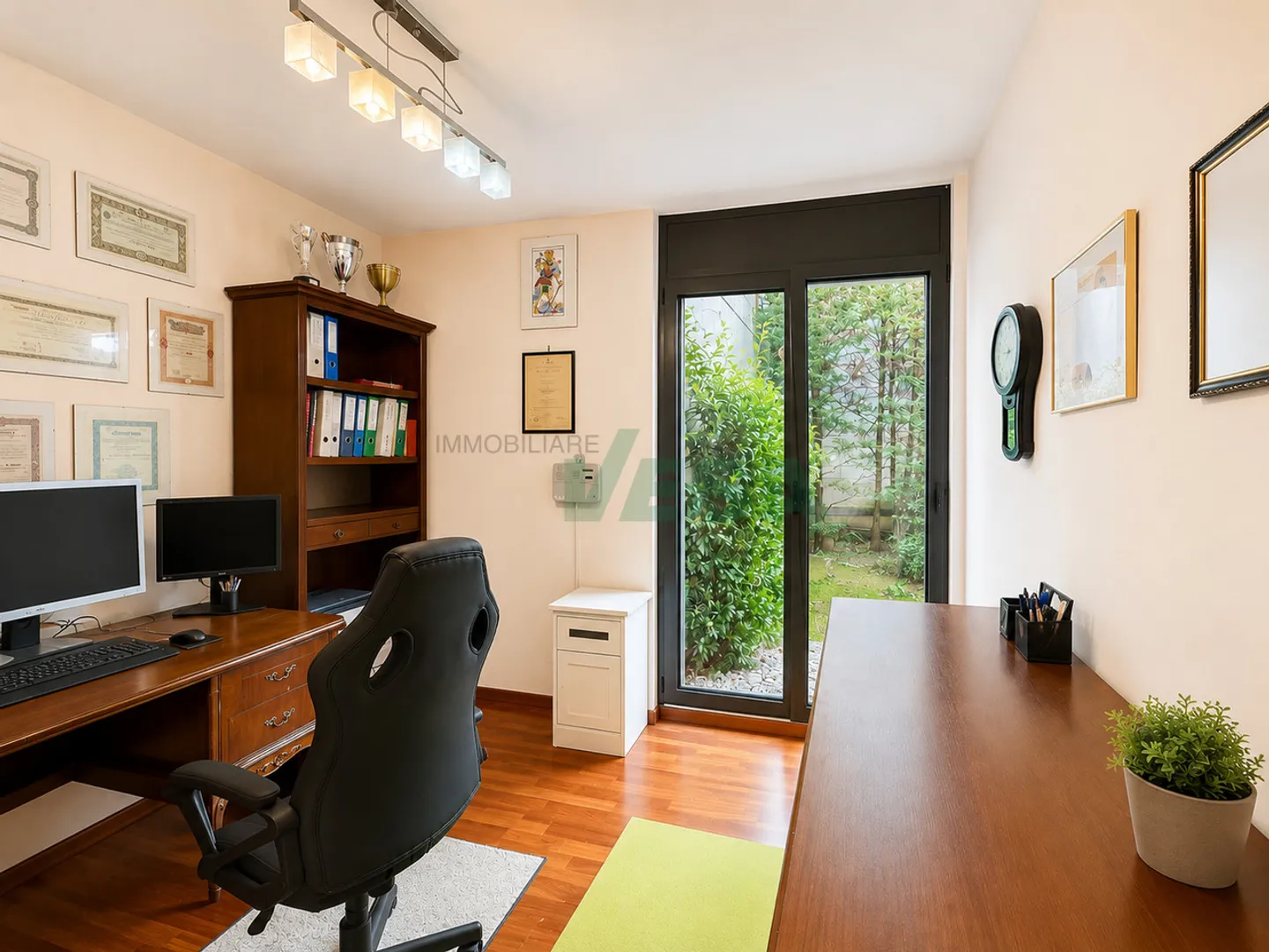 Schöne 6,5-Zimmer-Wohnung mit Garten in ruhiger Hanglage - Foto 13 von 13