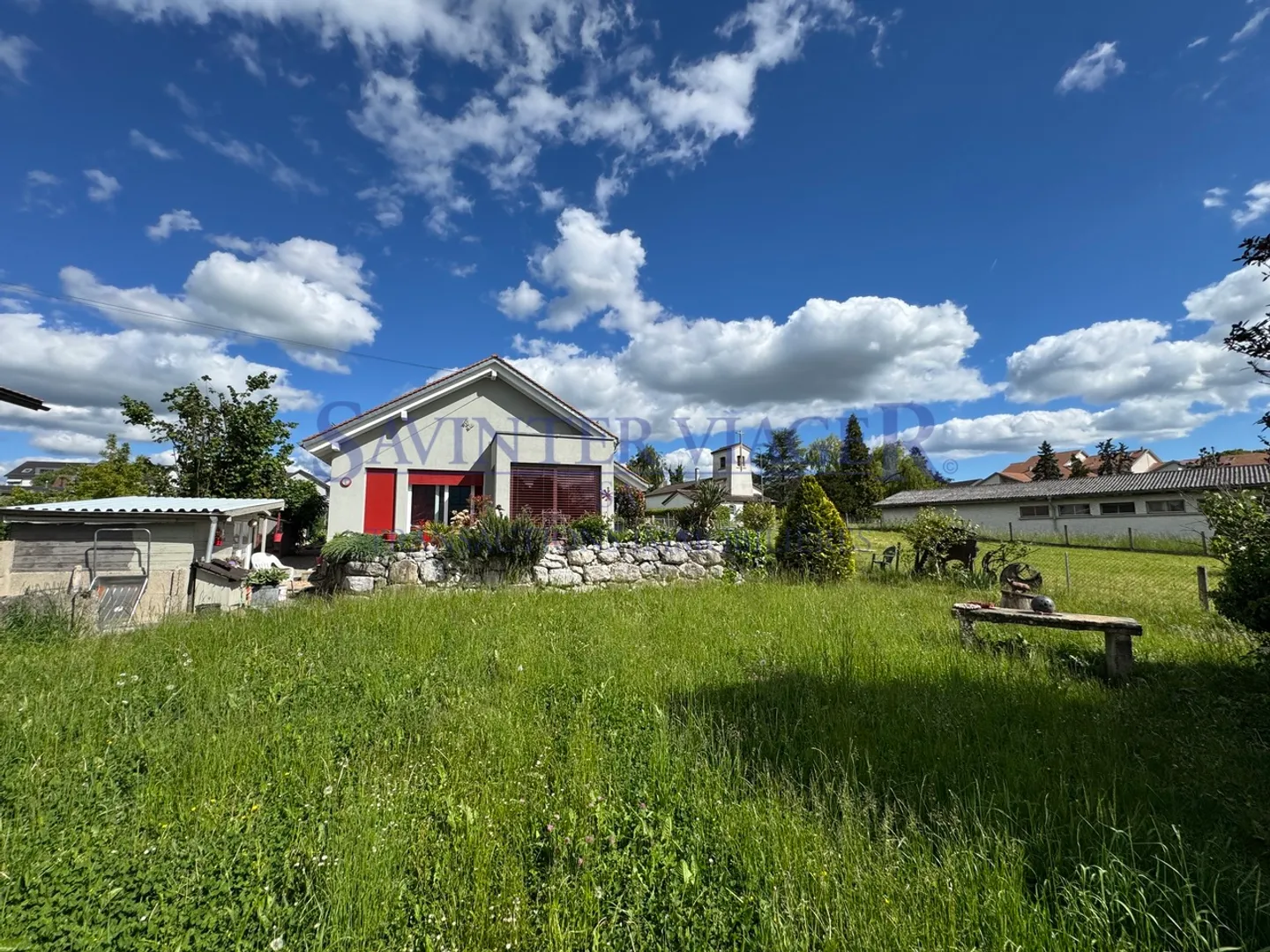 Charming house in a green setting - Photo 2 of 10