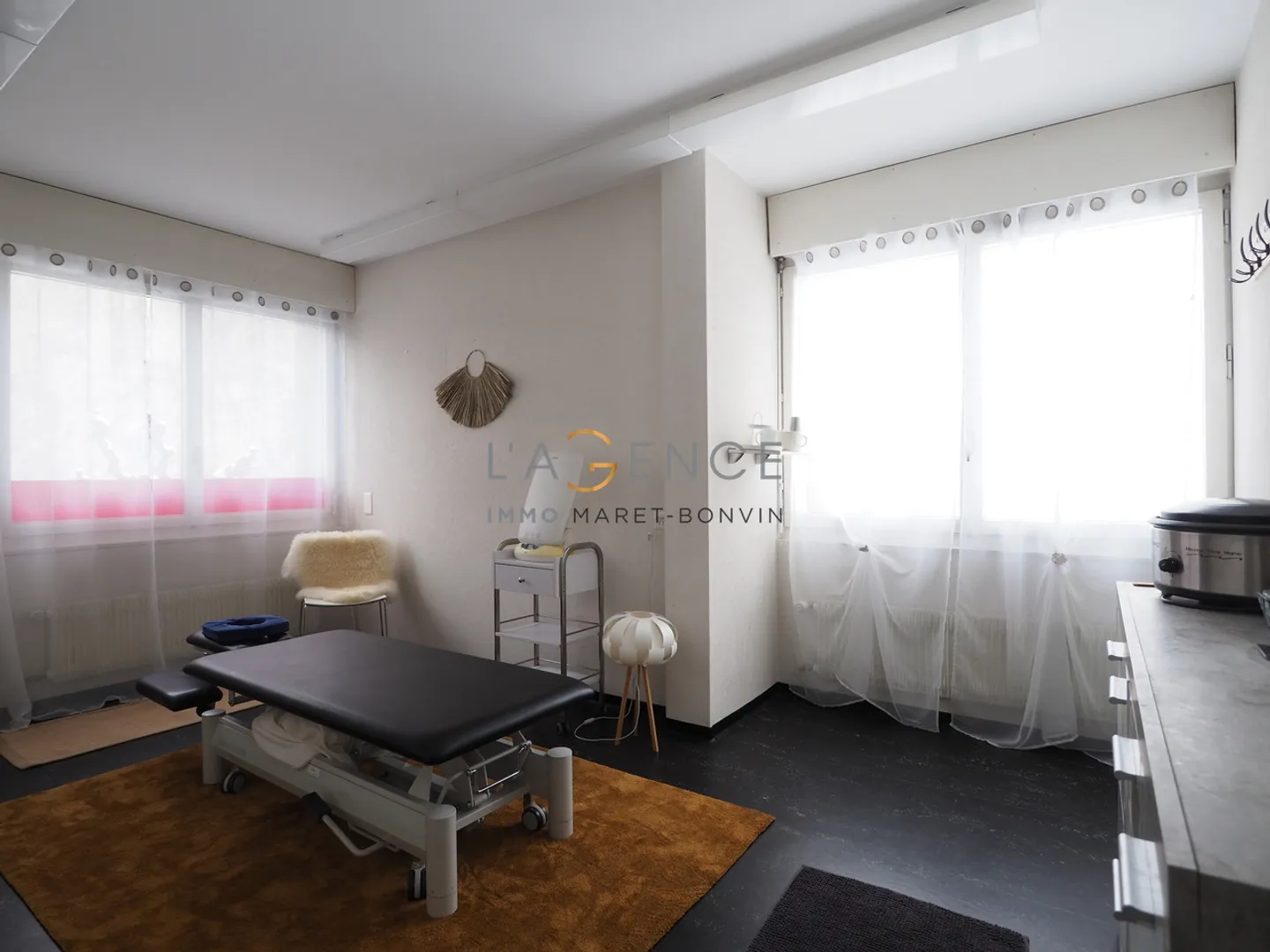 Workspace for rent by the day or month / Sion center - Photo 2 of 4