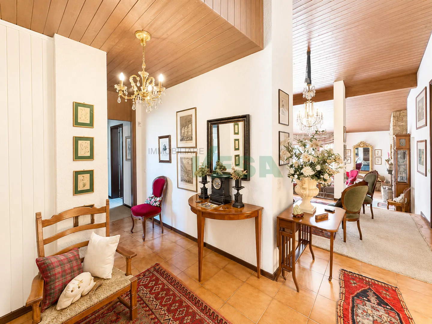 Cozy single-storey villa with beautiful garden and pool - Photo 11 of 13