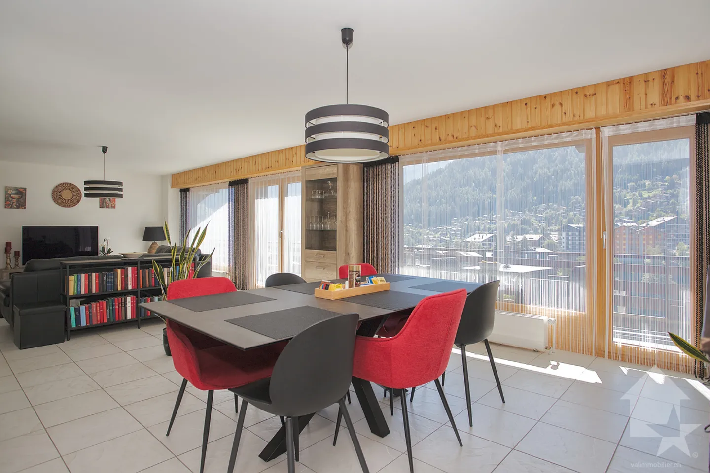 Spacious 3.5-room apartment, 125 m², two bathrooms - Photo 4 of 13