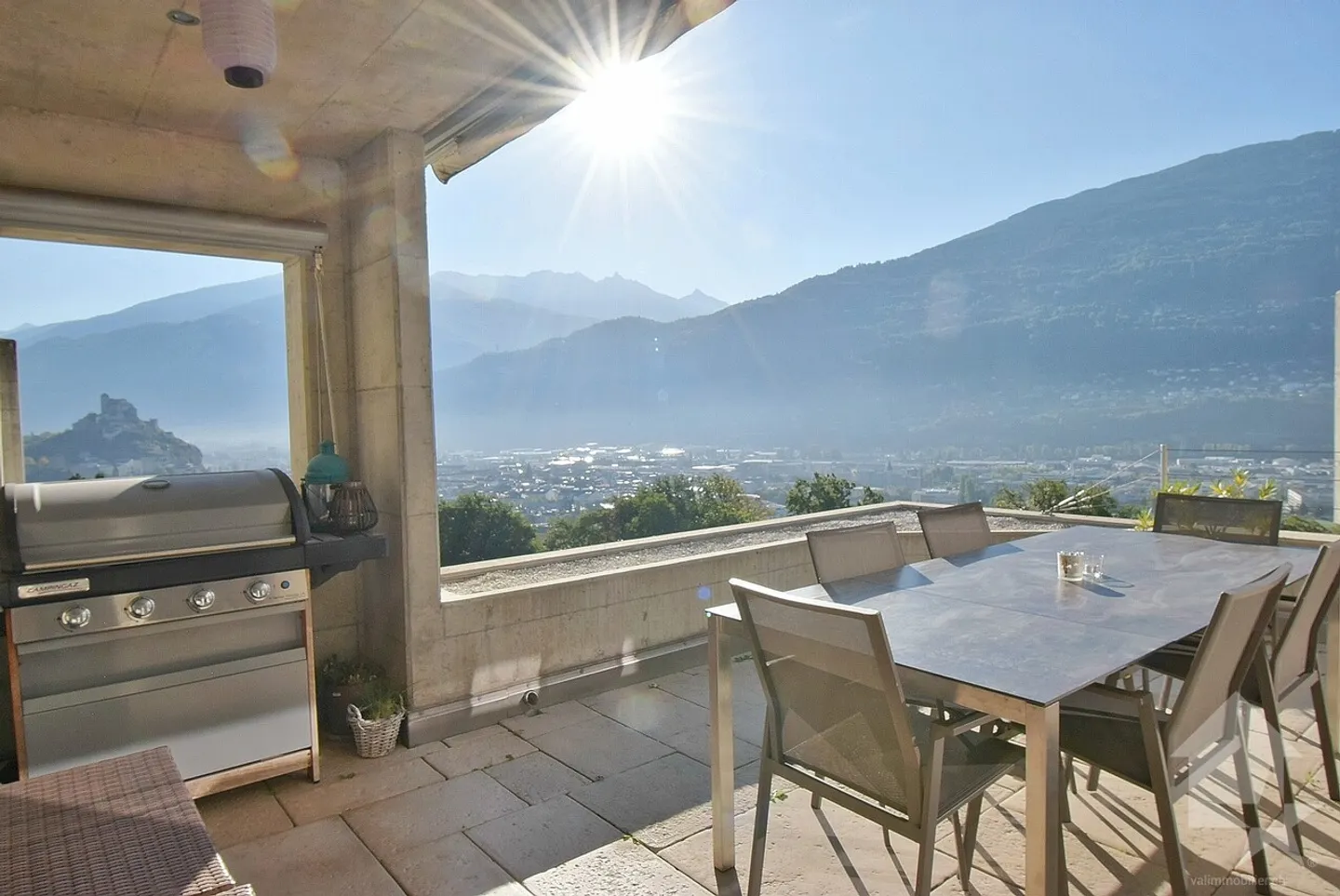 Splendido appartamento di 5,5 locali con posto auto interno e ampia terrazza! - Foto 2 di 4