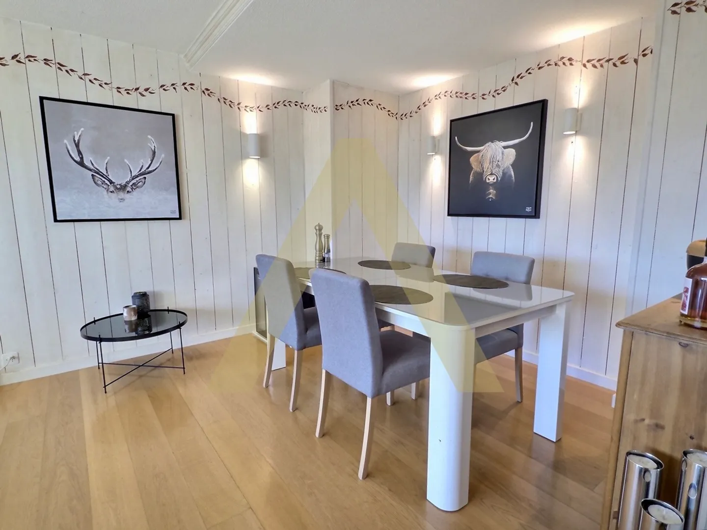 Möblierte 3,5-Zimmer-Wohnung mit großem Balkon und Zugang zum Spa - Foto 9 von 13