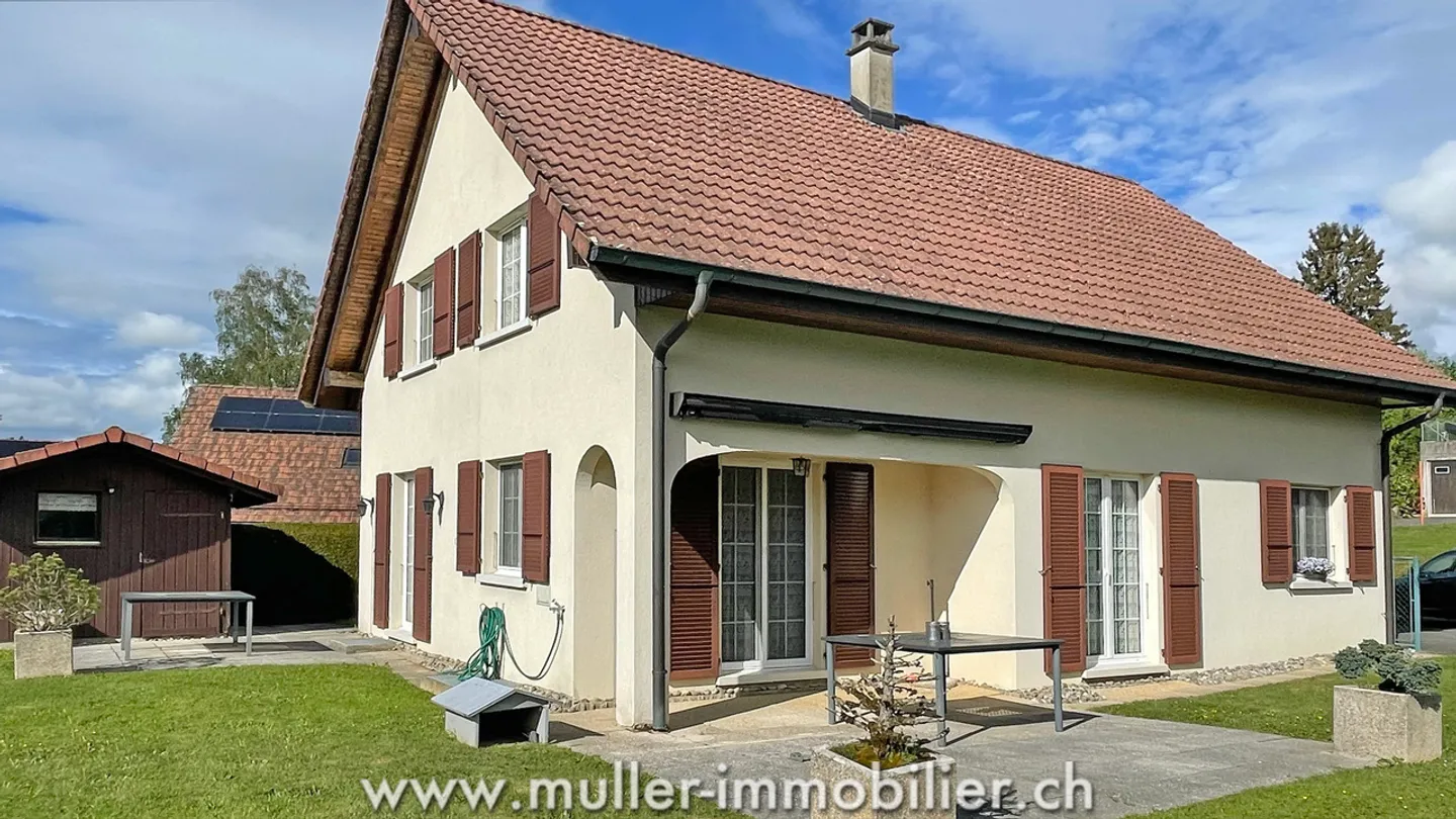 Superba villa in usufrutto occupato senza affitto, a Châtillens - Foto 2 di 13