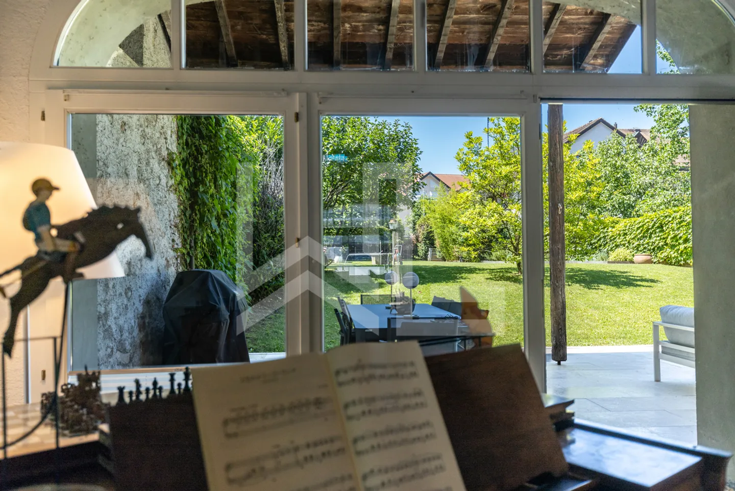 Fascino e carattere per questa casa di villaggio ristrutturata - Foto 1 di 6