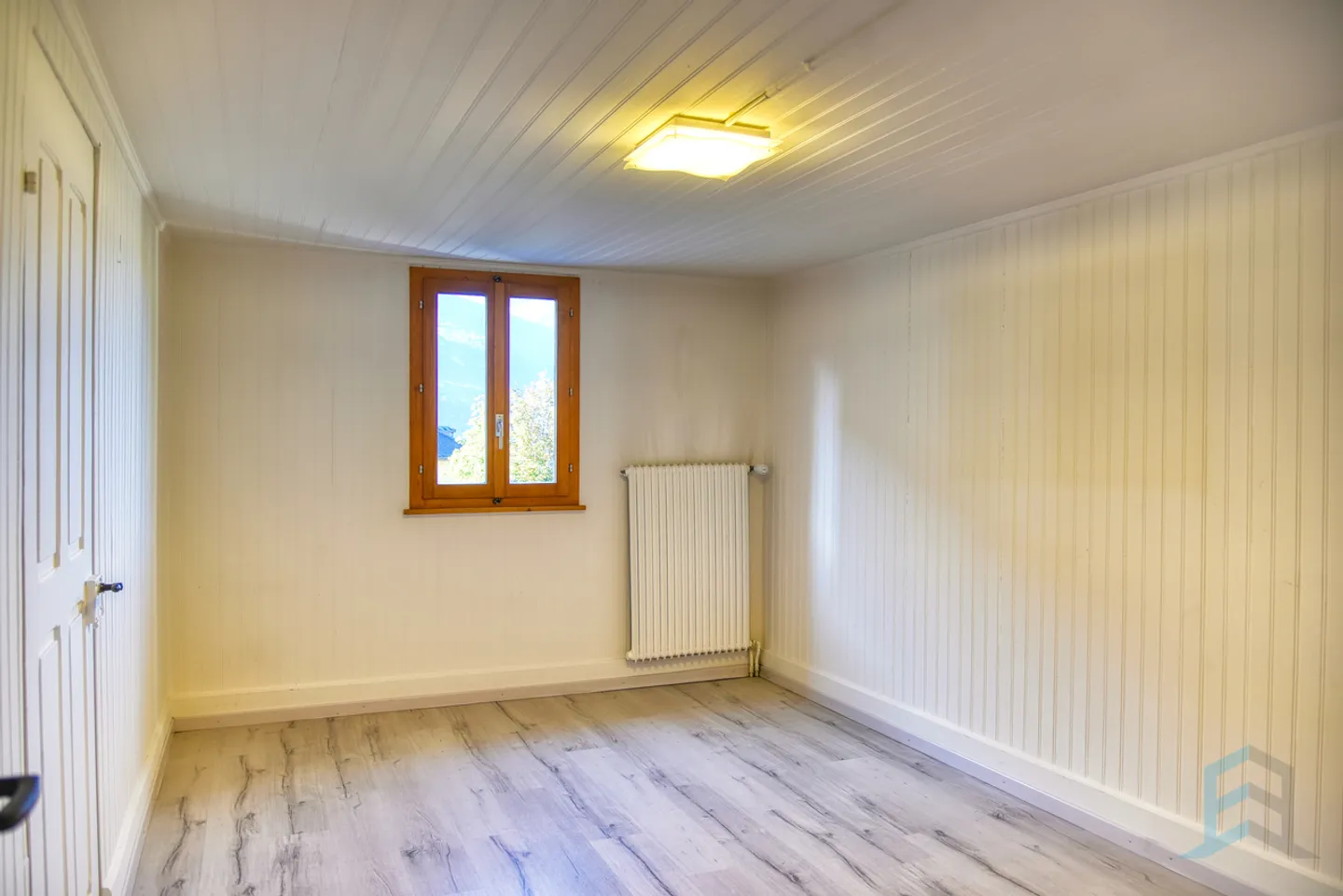 EXKLUSIV Dorfhaus mit 2 Wohnungen im Zentrum von Miège - Foto 6 von 13