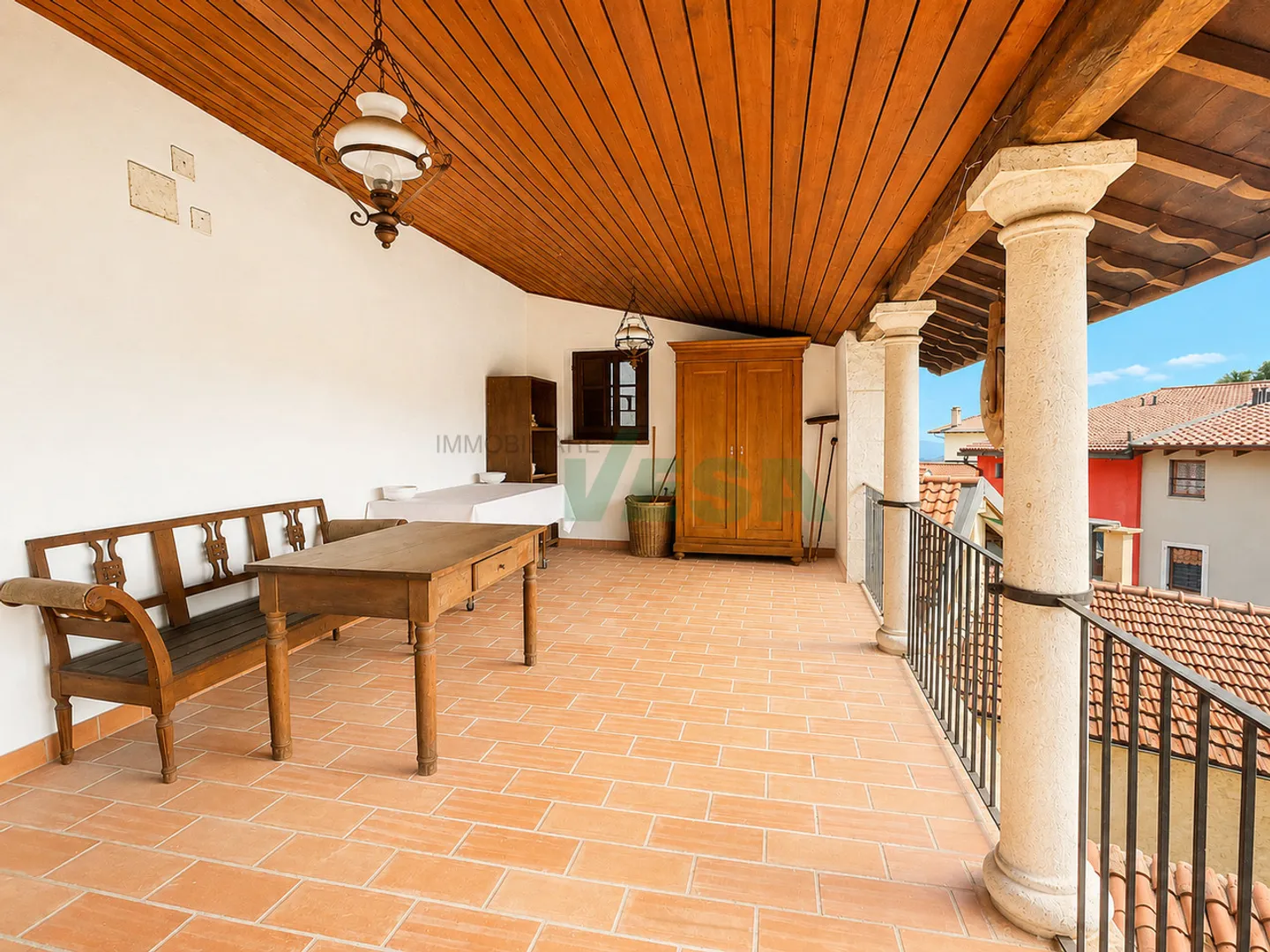 Charming spacious core house with a large and beautiful garden - Photo 6 of 13