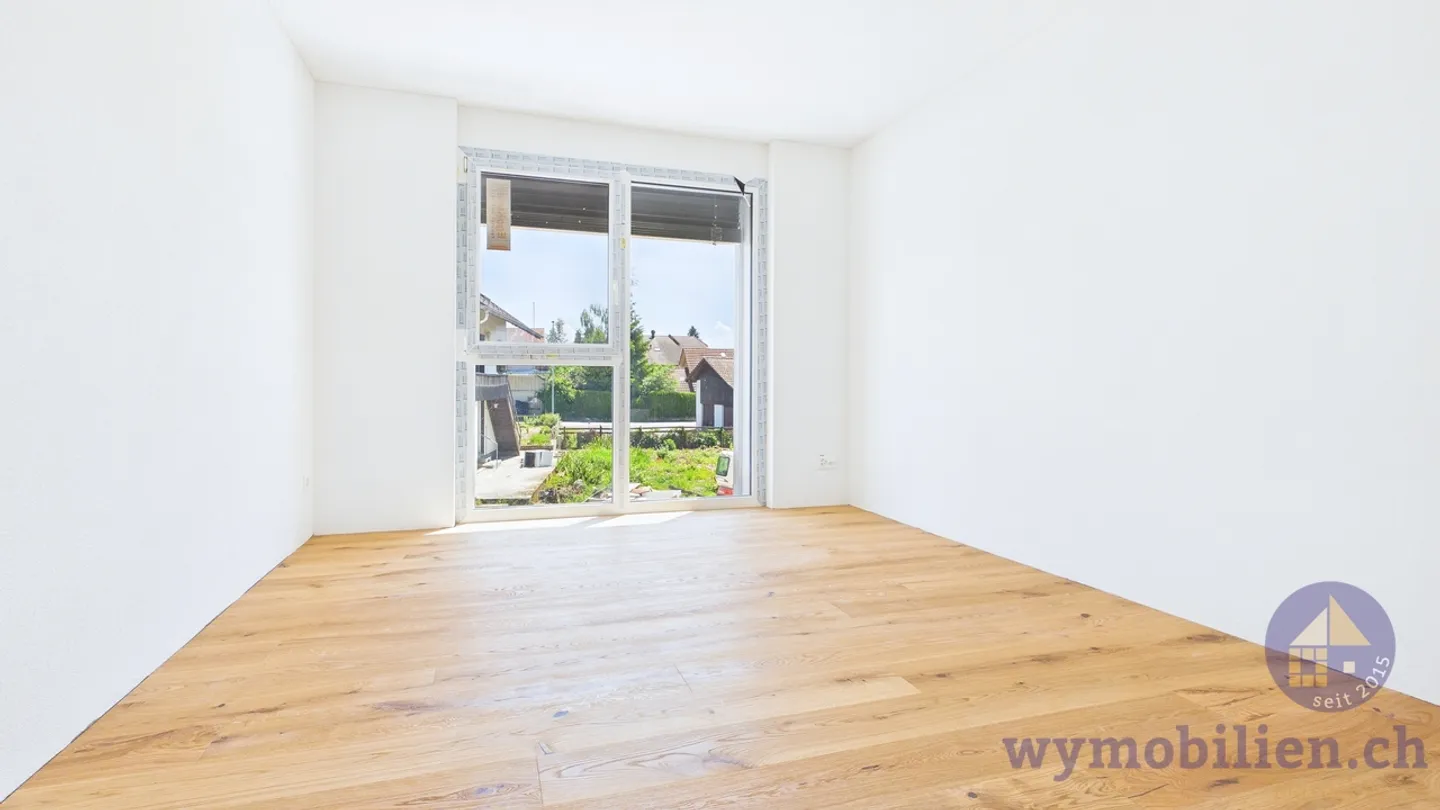 Modernes Mehrfamilienhaus in Aefligen - Foto 6 von 13