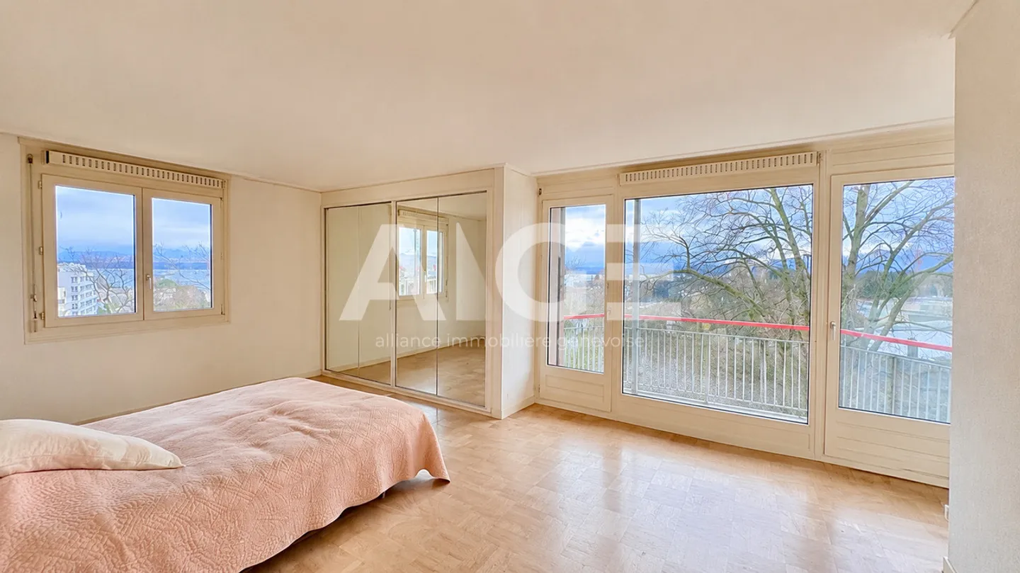 Hochwertige Wohnung mit Seeblick, nahe dem Collège du Léman - Foto 7 von 10