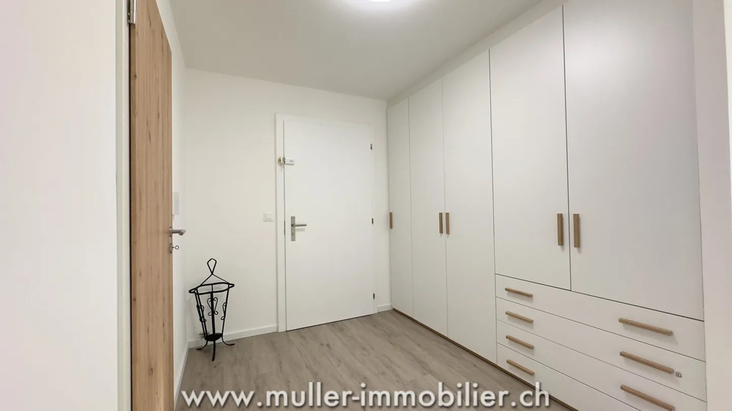 Superb new 3.5-room apartment in Aigle - Photo 2 of 13