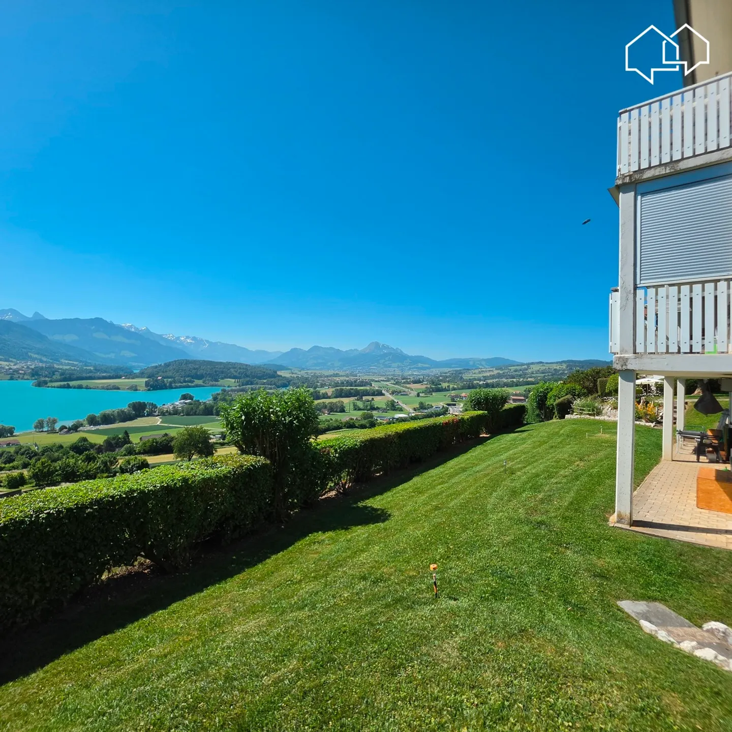 Emplacement de rêve pour cette maison de 2 logements - Foto 1 di 13