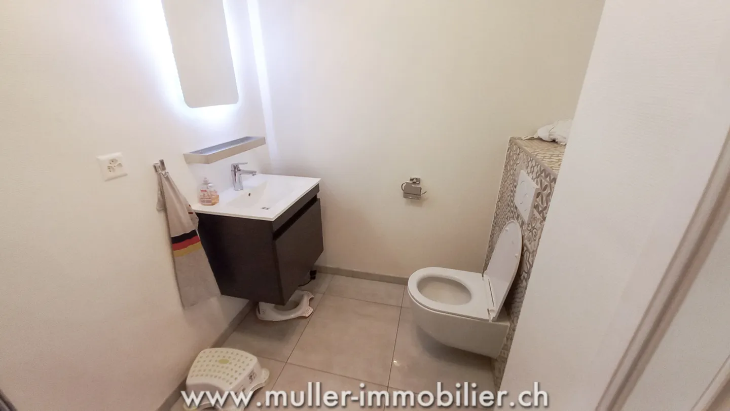 Atypisches Duplex mit Balkon, abseits des Verkehrs und in der Nähe von Annehmlichkeiten - Foto 9 von 12