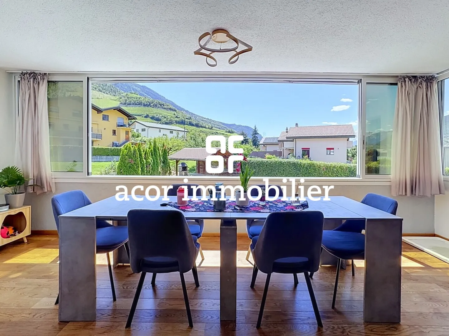 Appartement Charmant avec Garage - Photo 4 sur 9