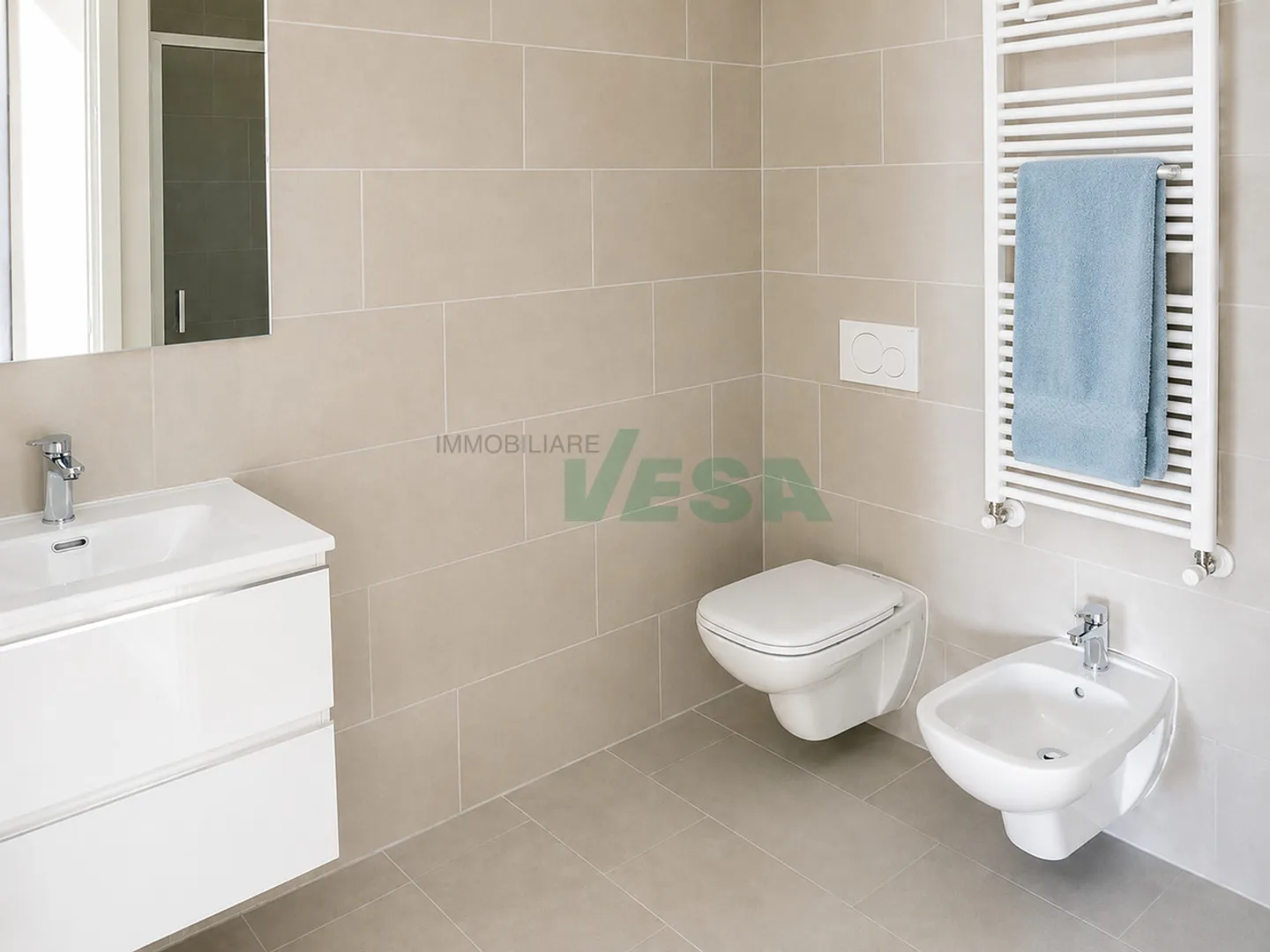 Elegante appartamento monolocale con magnifica vista lago - Foto 7 von 11