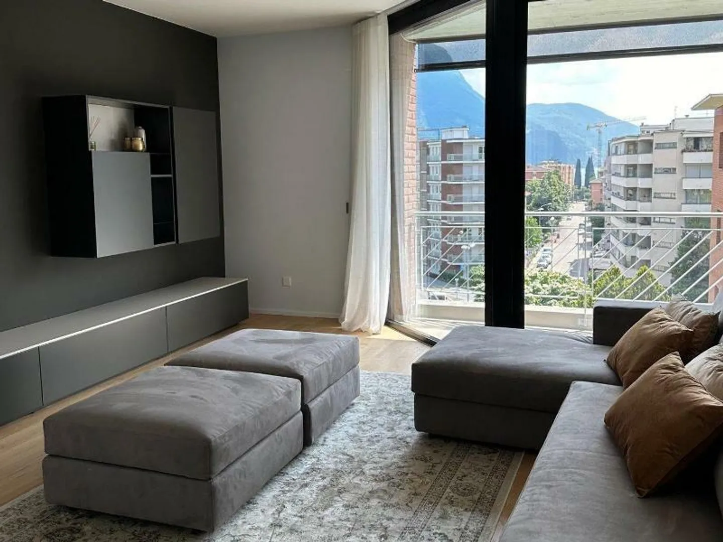 Splendidi eleganti attici duplex 4,5 locali con bellissimo roof-garden - Photo 3 sur 11
