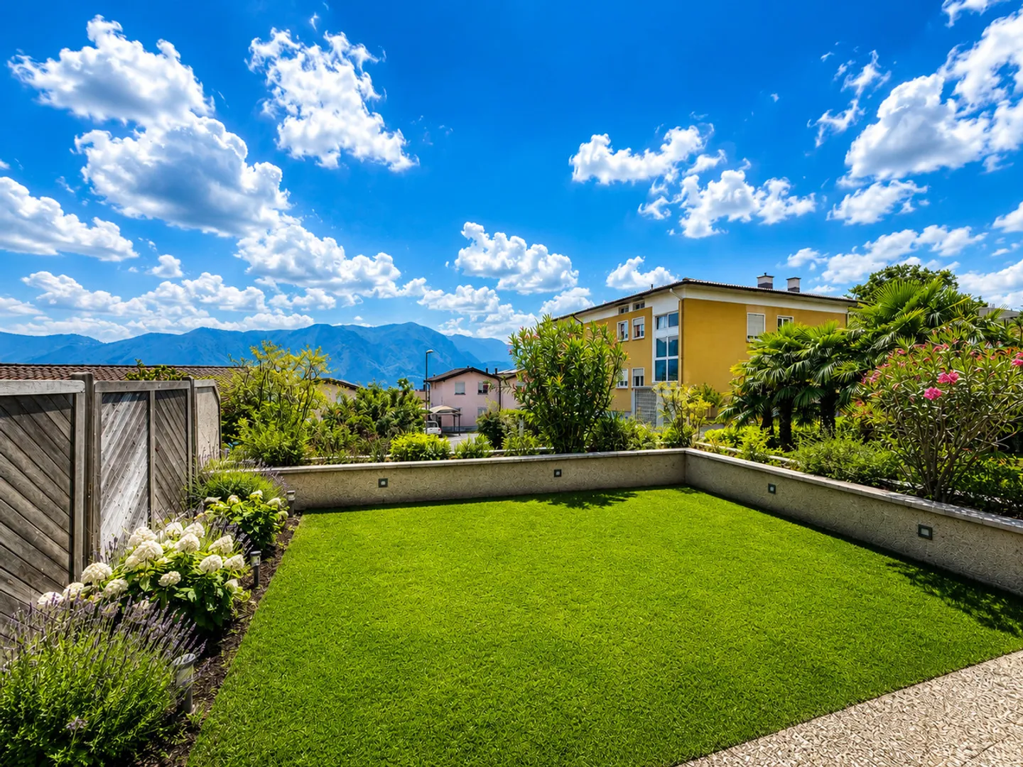 Spacious and quiet 3.5-room apartment with private garden - Photo 2 of 13