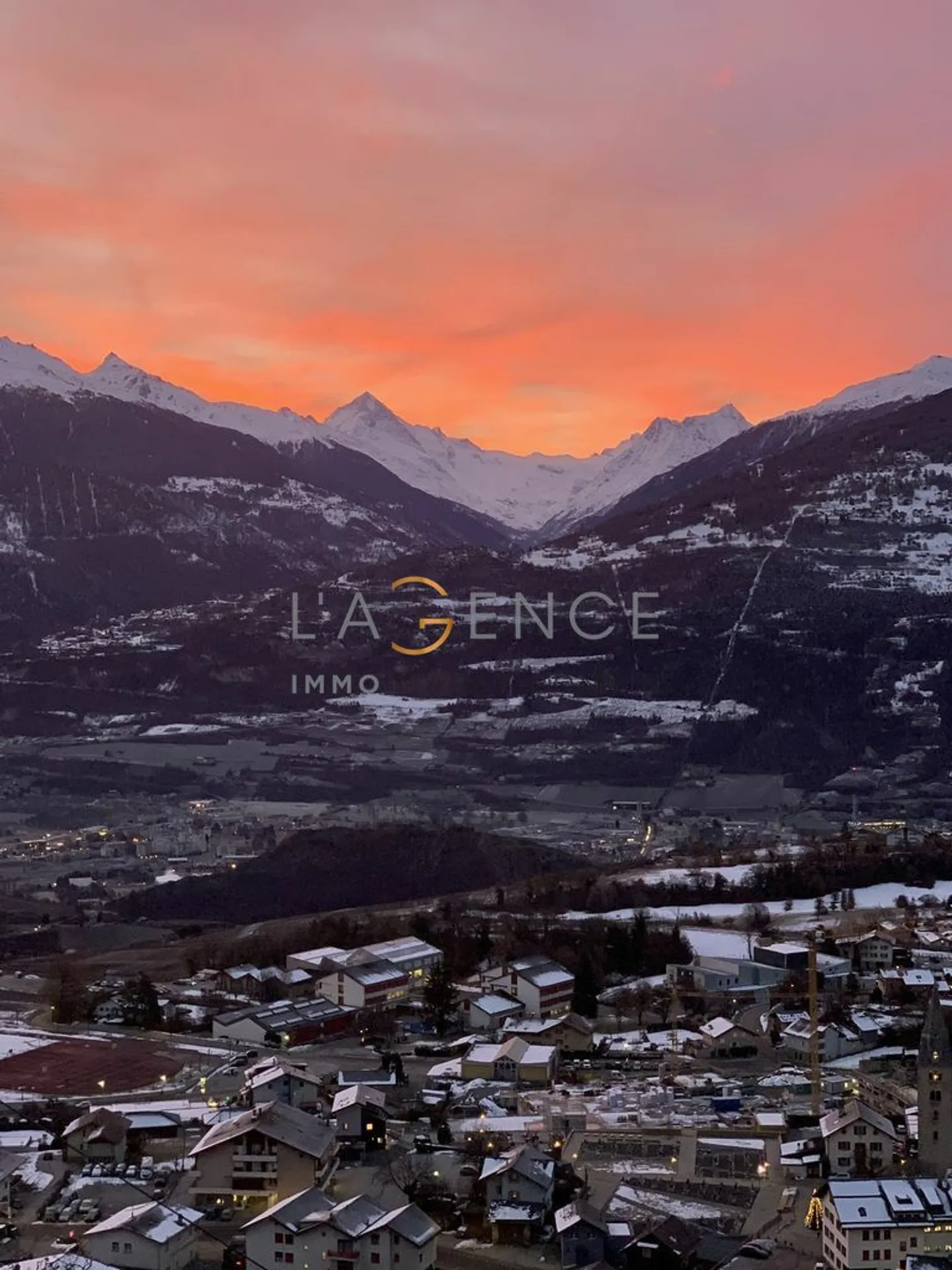 LUXURIOUS ARCHITECT DESIGNED VILLA - SECONDARY RESIDENCE OK - Photo 6 of 6