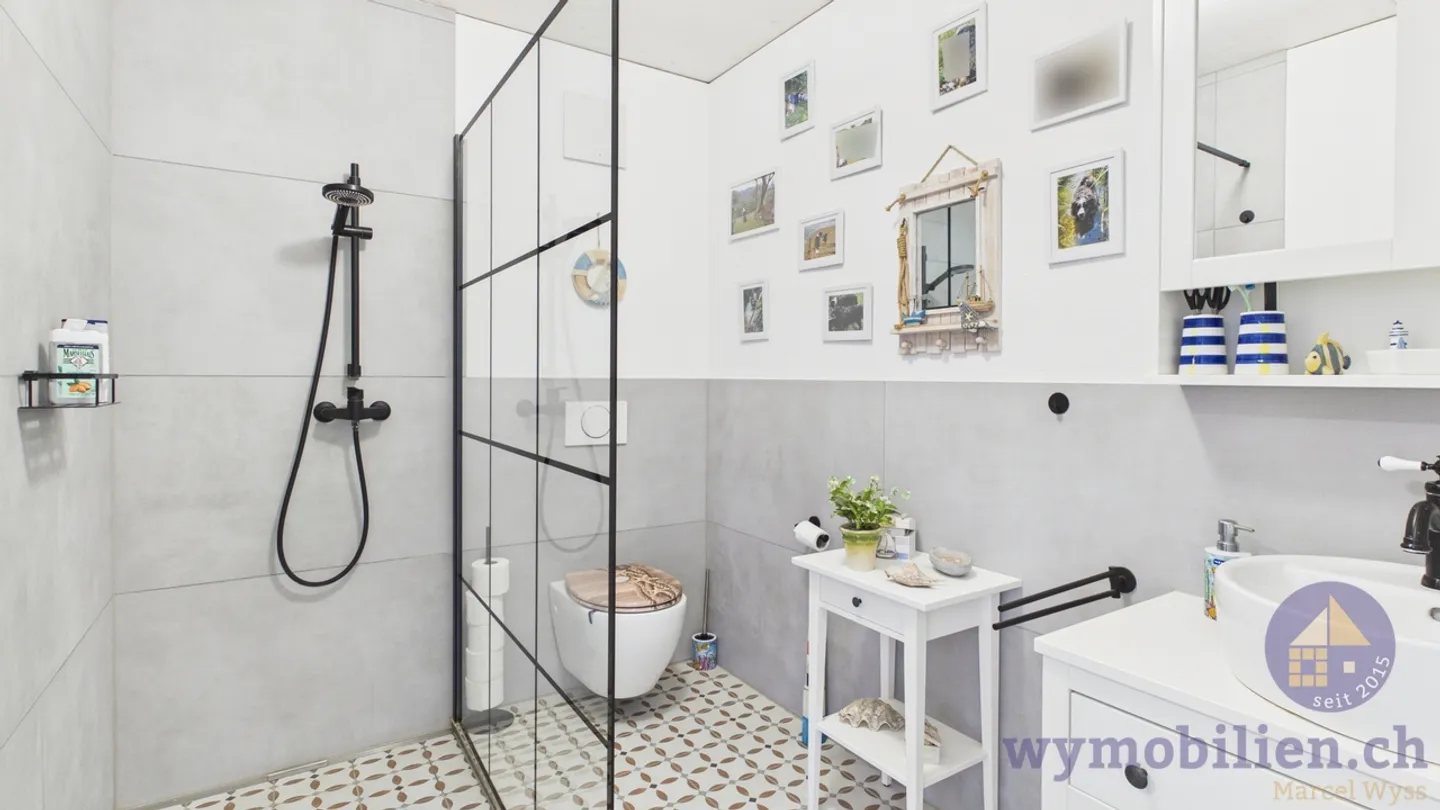 5.5 Room + Converted Attic Room for Studio, Fitness... - Photo 8 of 13