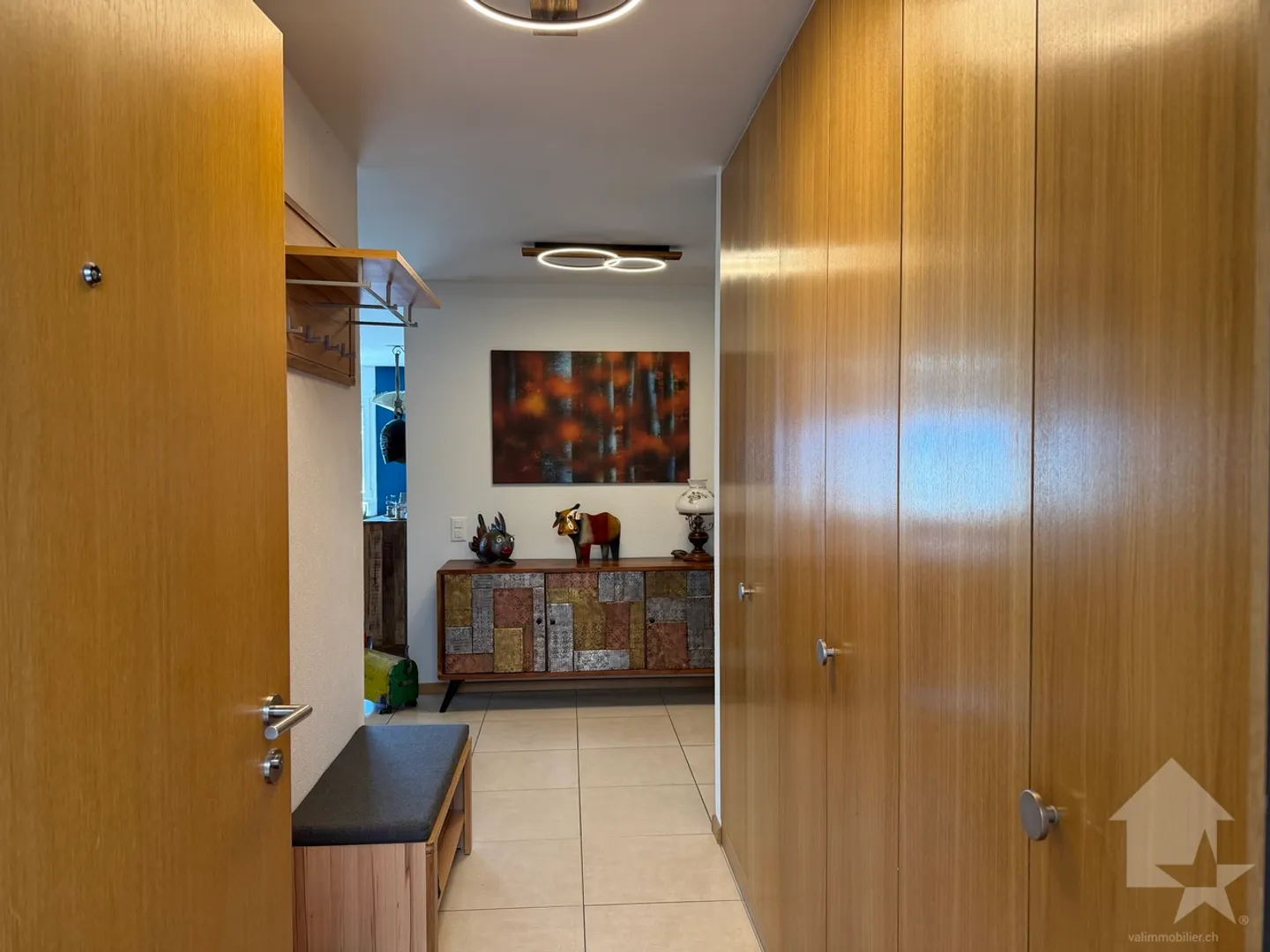 Wunderschöne 4,5-Zimmer-Wohnung mit Blick auf den Alpenbogen! - Foto 11 von 13