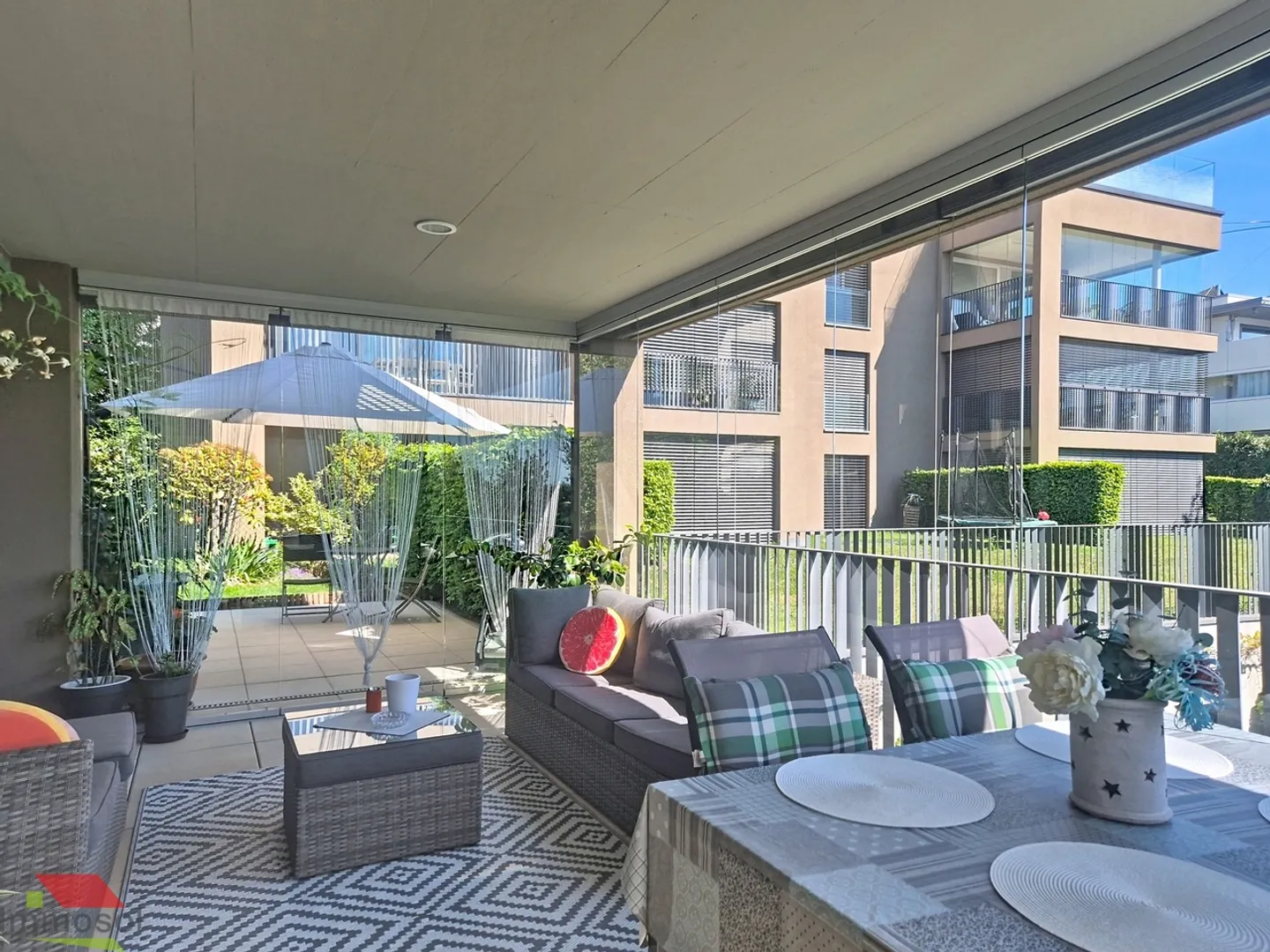 Le Mont-sur-Lausanne - Magnificent 4.5 room apartment with garden and veranda - Photo 8 of 13