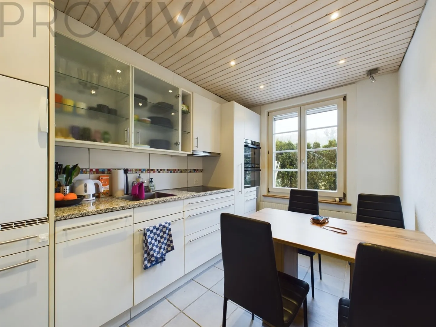 Confortable et avec un grand balcon - Photo 7 sur 8
