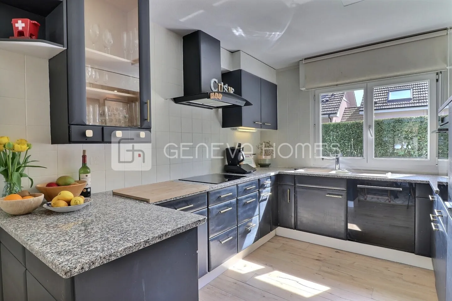 Charming family home - Photo 5 of 7