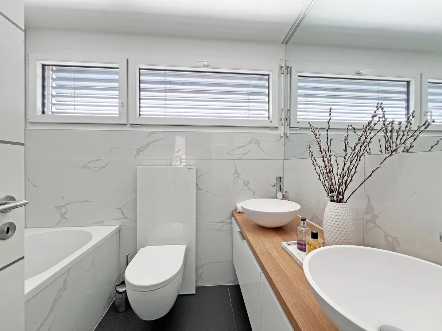 Villa individuelle et contemporaine de 5.5 pièces sans vis-à-vis - Photo 7 sur 10