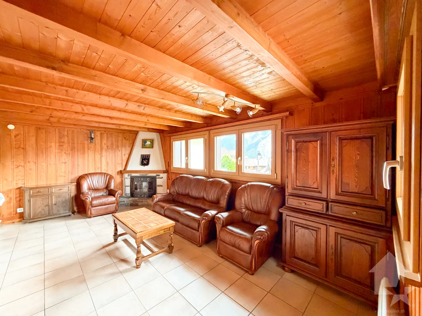 Charming house with panoramic view of the plain - Photo 3 of 13