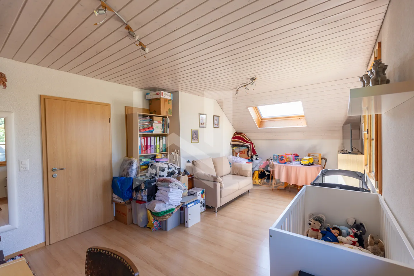 Charmante Villa neben dem Stadtzentrum mit separater Wohnung - Foto 9 von 13