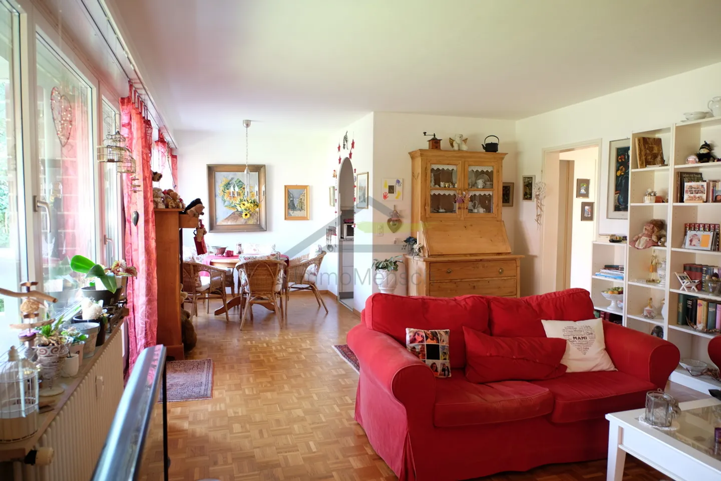 Grande appartement de 3.5 pièces (anciennement 4.5 pièces) en droit de superficie - Photo 2 sur 7