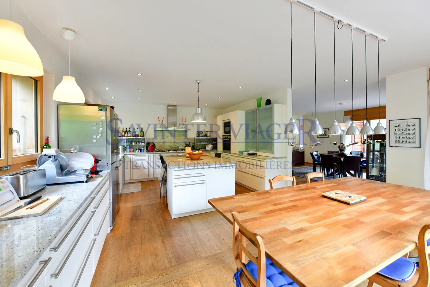 Champéry, Exceptional Chalet of 450 m2 living space - Occupied Viager - Photo 9 of 13