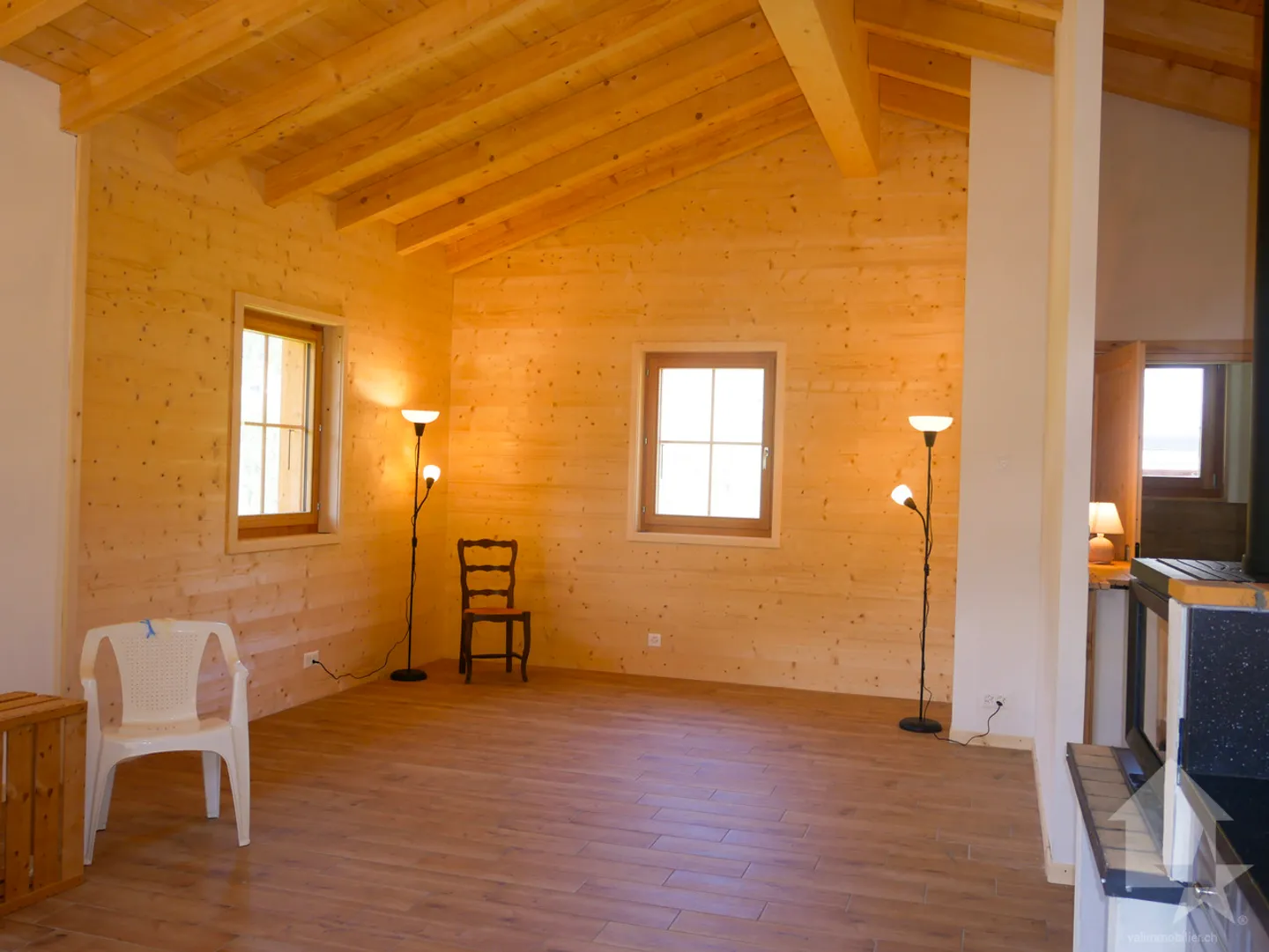 Superb new chalet in Liddes! Great sunshine and beautiful view! - Photo 5 of 13