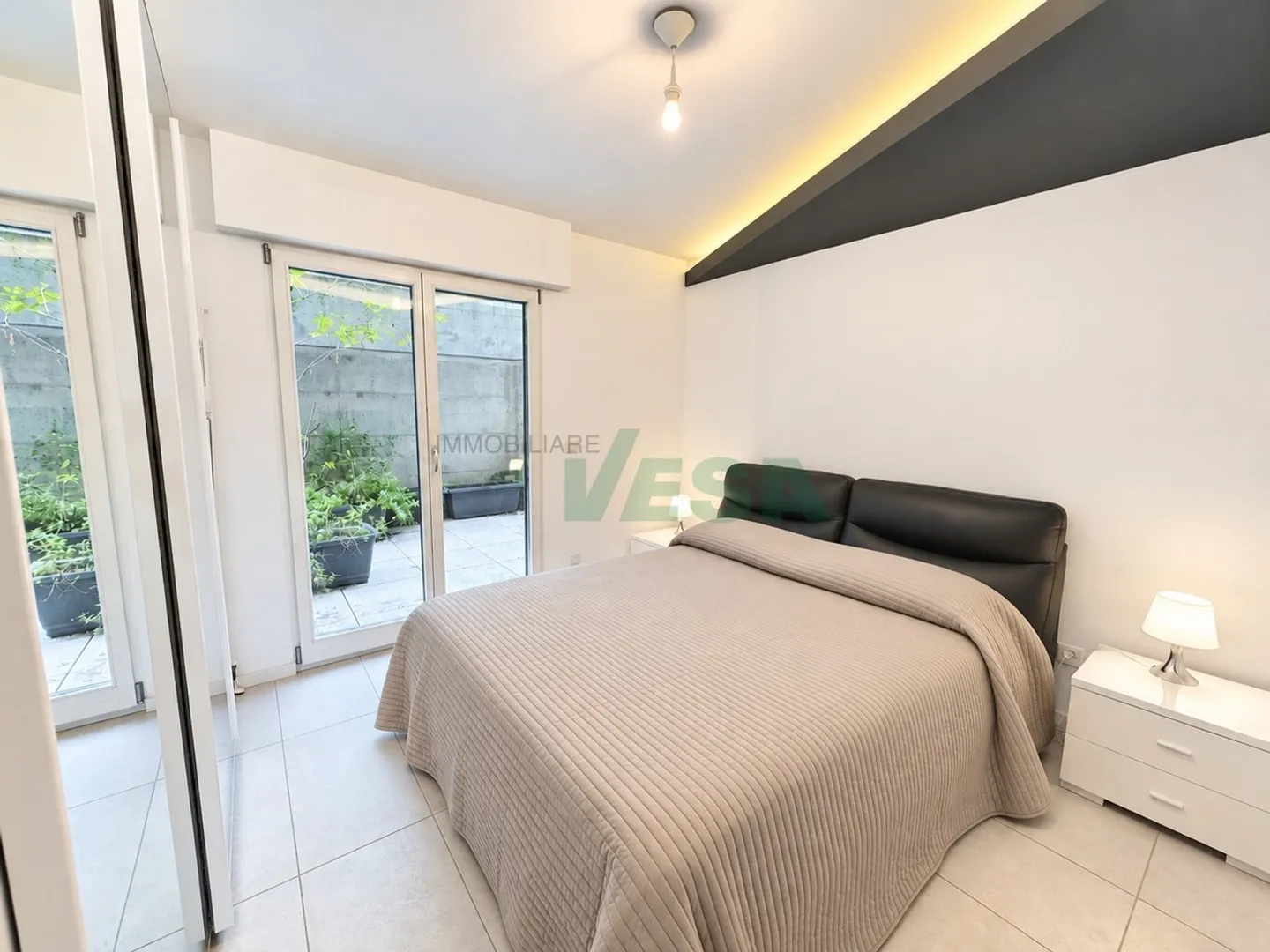 Appartement moderne et lumineux de 2 pièces avec belle vue sur le lac - Photo 6 sur 11
