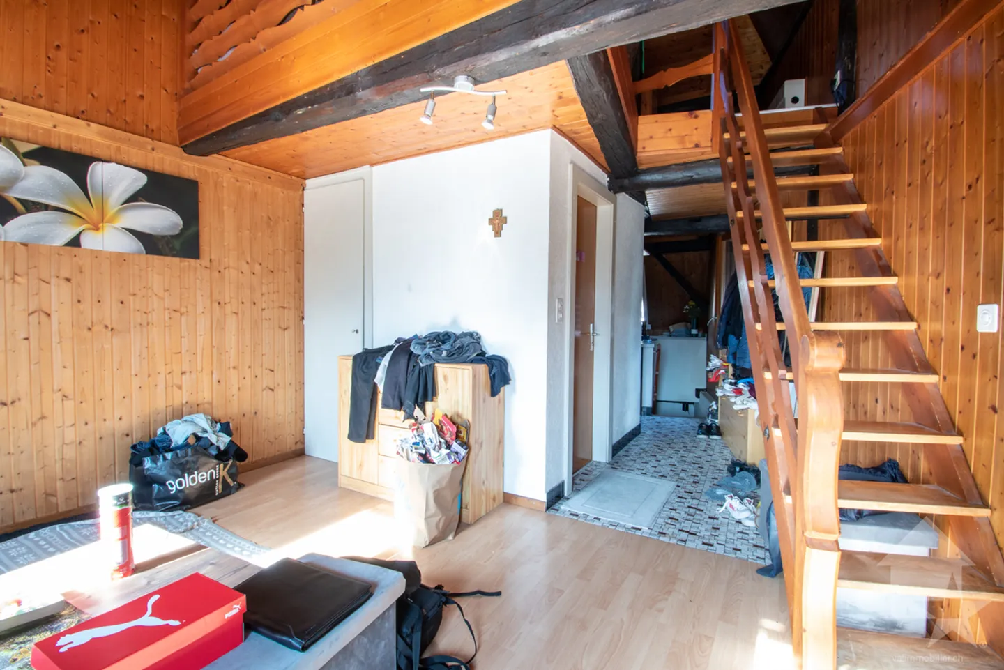 Collombey, small renovated building with a 4.5% yield - Photo 8 of 9