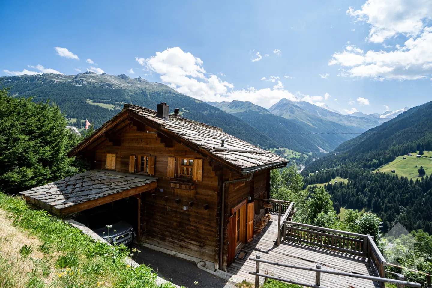 Chalet accogliente con fascino e viste eccezionali - Foto 2 di 13
