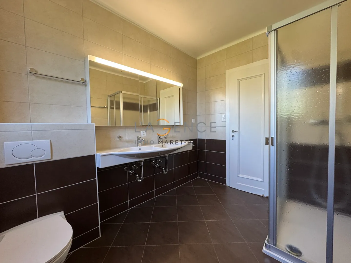 An exceptional property, rare on the market! - Photo 8 of 13