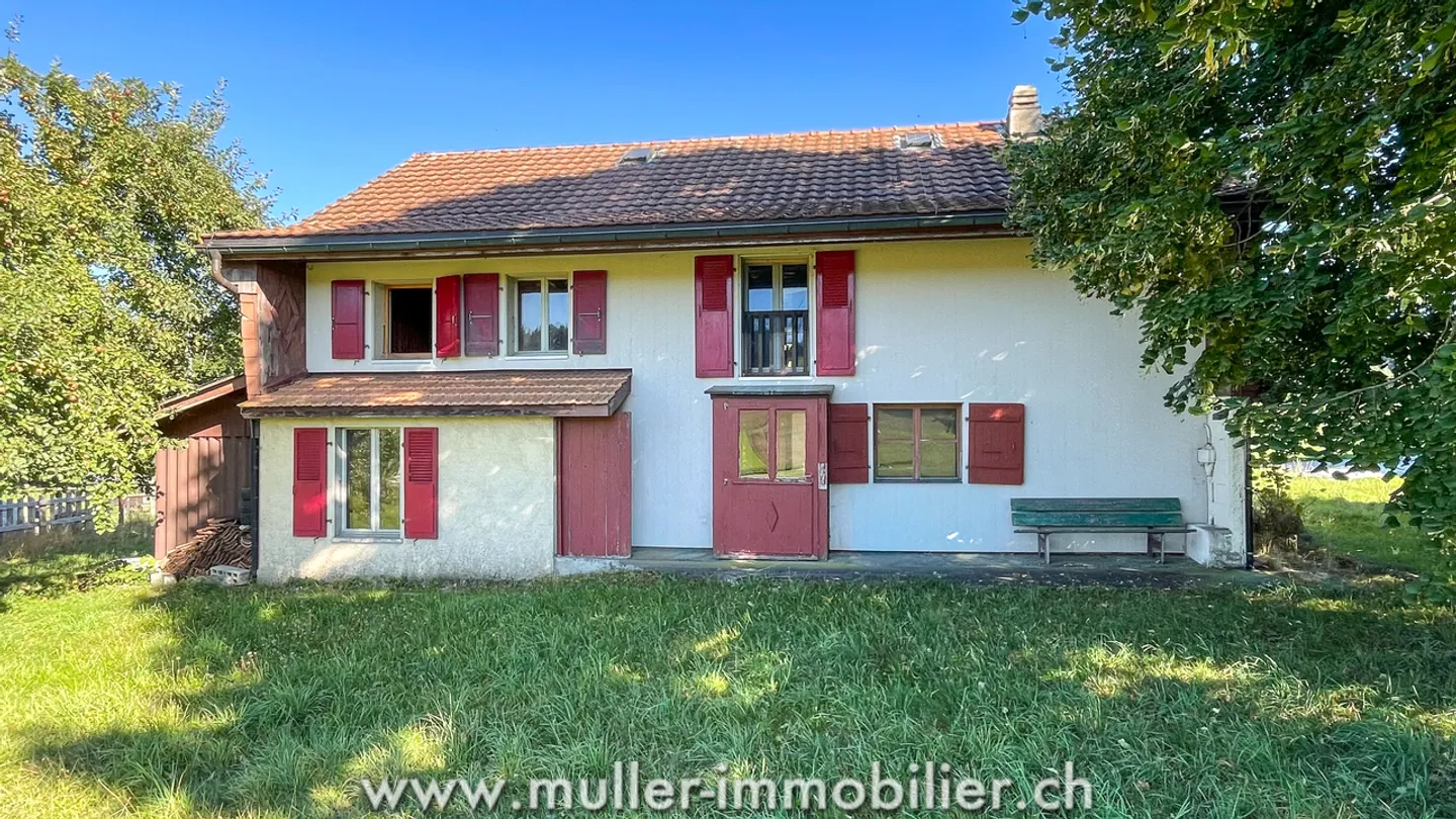 Charmantes Haus mit Blick auf die Felder, nahe Romont! - Foto 1 von 13