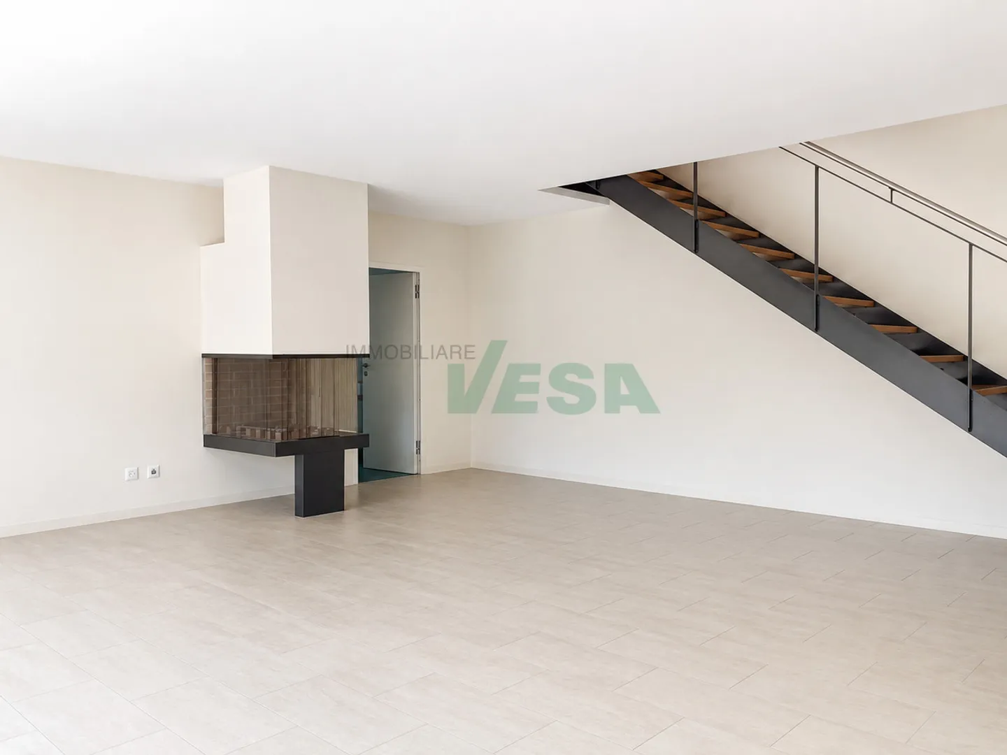 Comfortable and spacious modern villa in an idyllic location - Photo 12 of 13