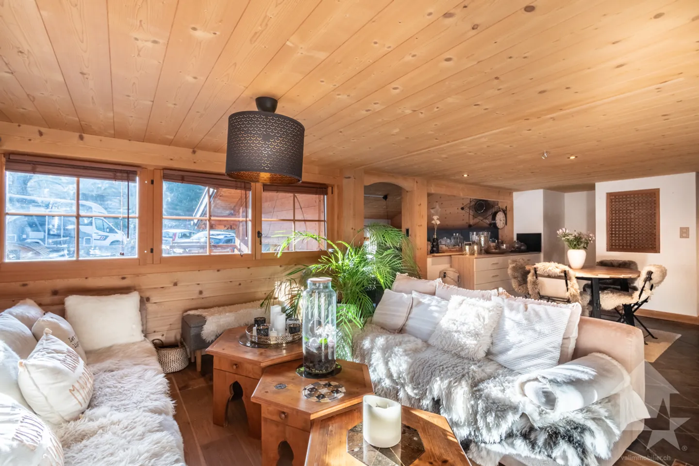 Val-d'Illiez, magnificent chalet with 3 apartments - Photo 1 of 13