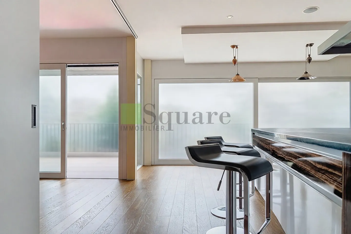 Exceptional penthouse in the city center - absolute calm and rare volumes - Photo 2 of 6