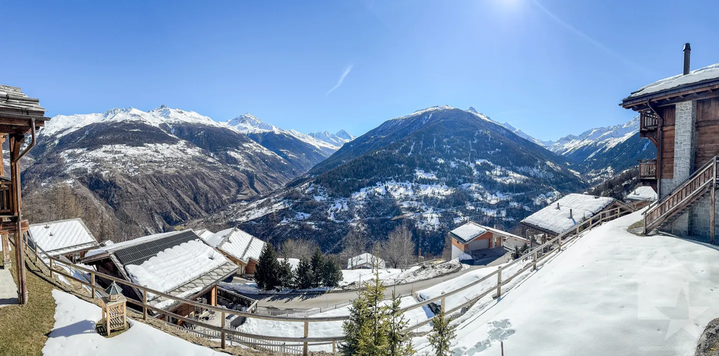 Magnifico chalet recente di alta classe - Foto 9 di 13